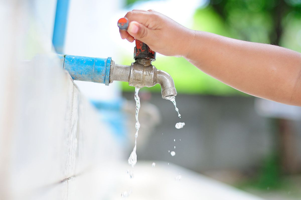 How To Connect Outside Water Faucet To PVC Pipe